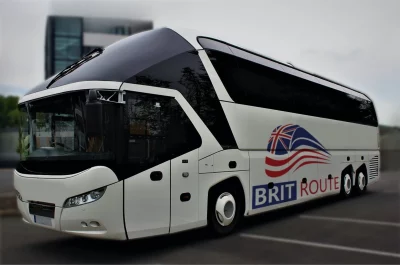 coach to gatwick airport best coach hire to gatwick airport